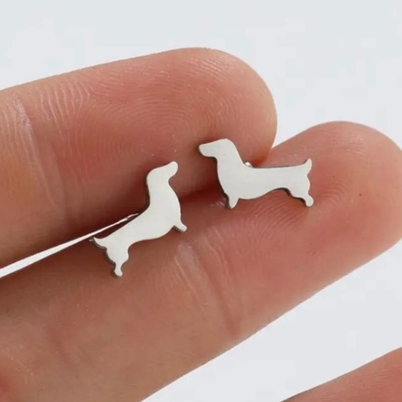 Silver Dachshund Weenie Dog Earring Pair - Picture 1 of 8